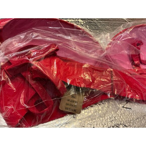 Victoria's Secret Red Strapless Push Up Bra 36A - Picture 2 of 2